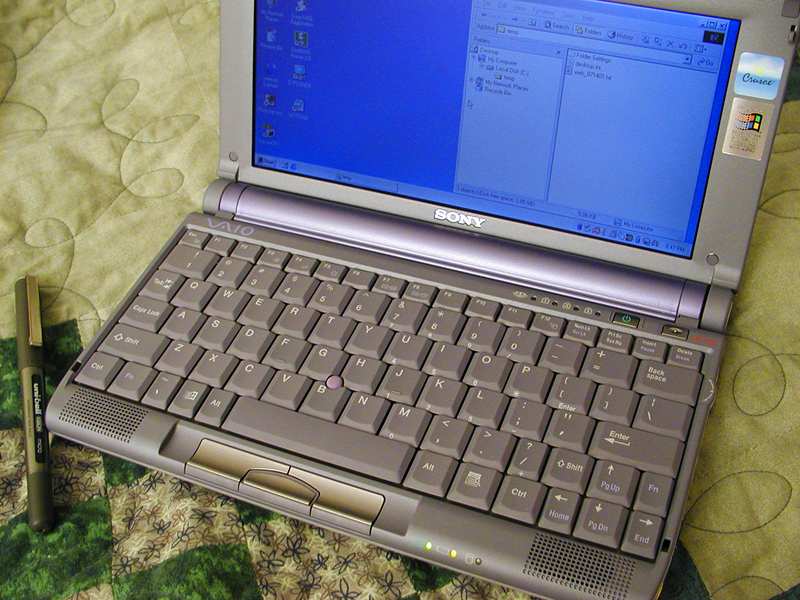 laptop.jpg laptop.jpg